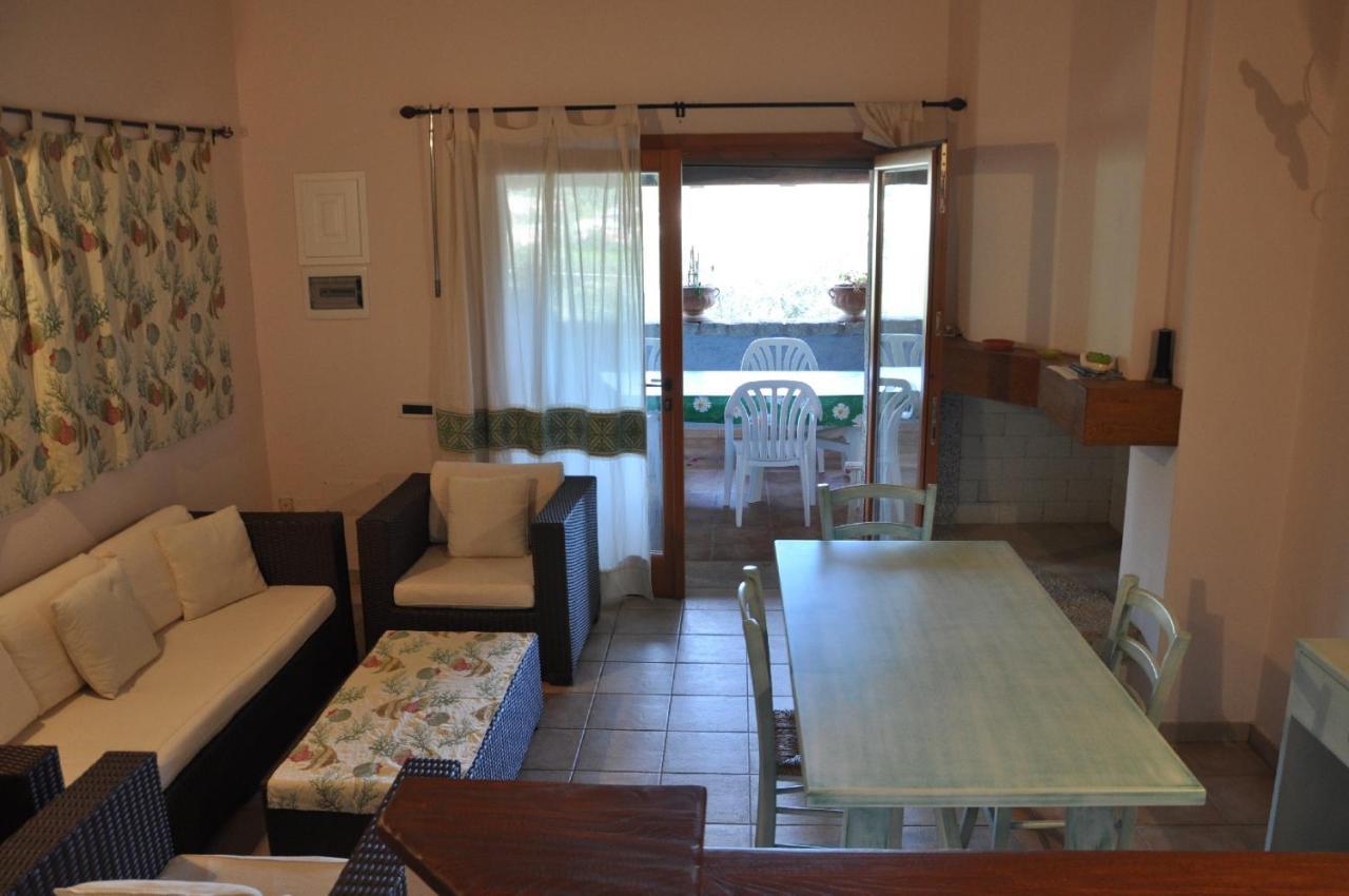 Ferienwohnung Chia Al Mare Exterior foto